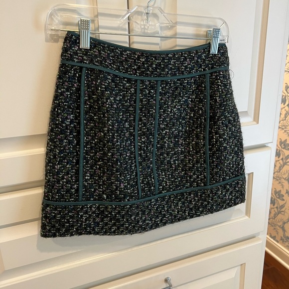 J CREW TWEED MINI SKIRT - Picture 2 of 4